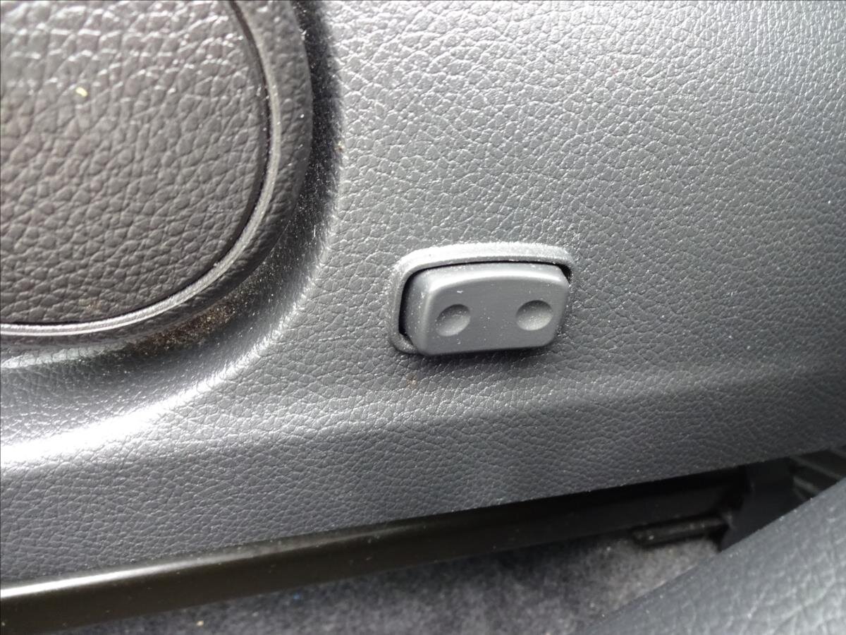 Hyundai i30 Kombi 1,6 l 99 kw