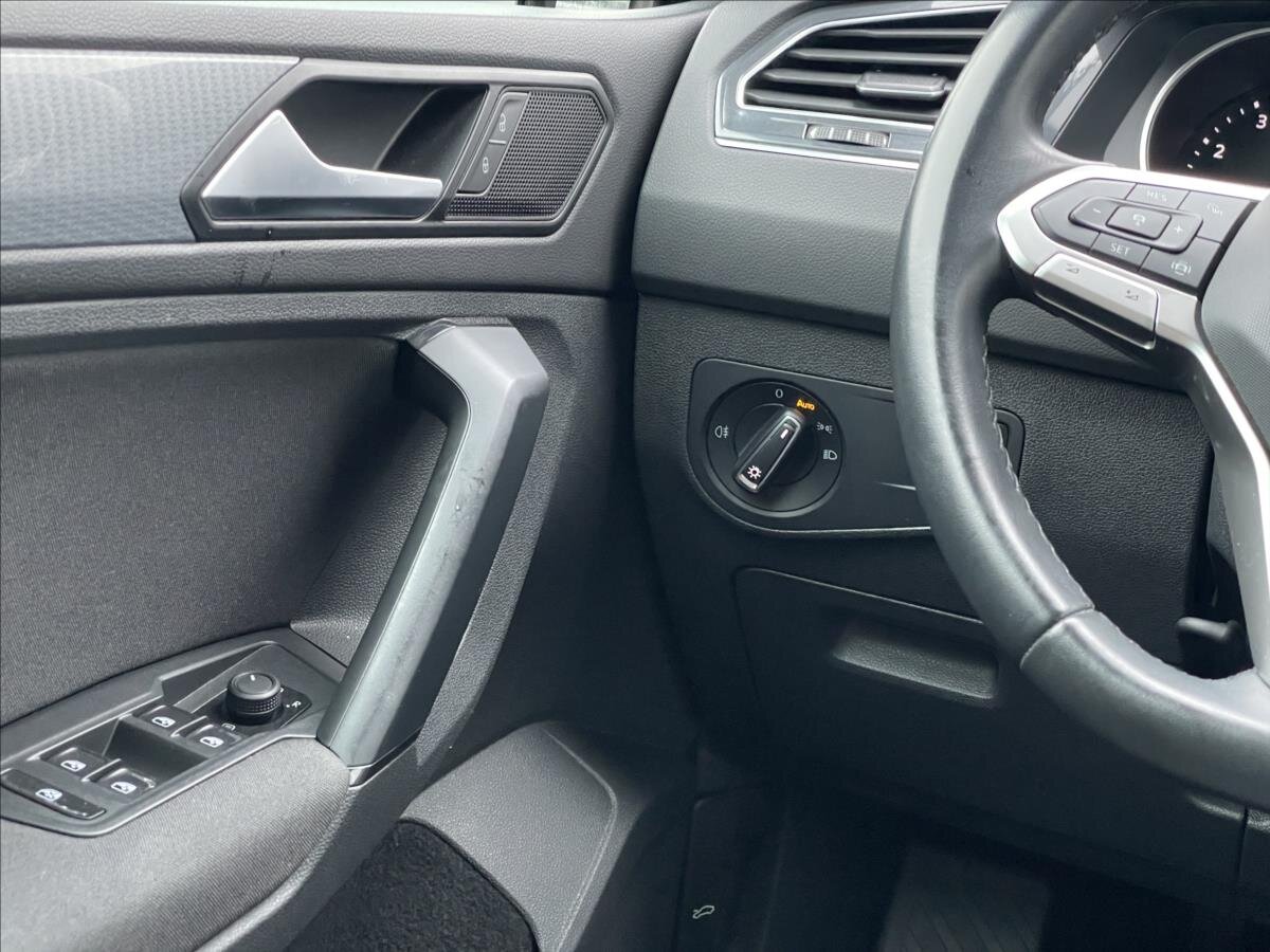 Volkswagen Tiguan SUV 1,5 l 110 kw