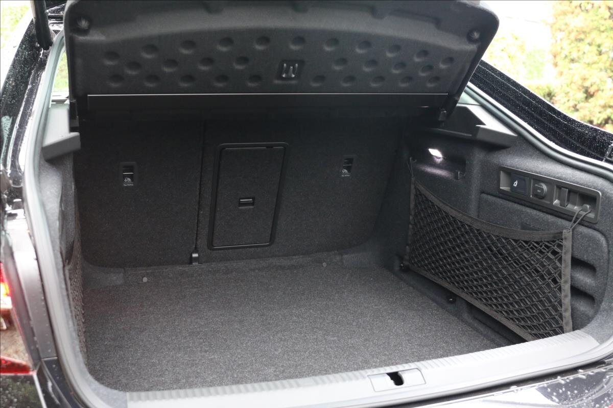 Škoda Superb Sedan / Limuzína 2,0 l 140 kw