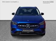 Mercedes-Benz GLA 8