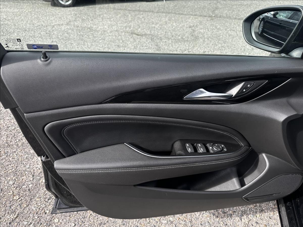 Opel Insignia Kombi 2,0 l 125 kw