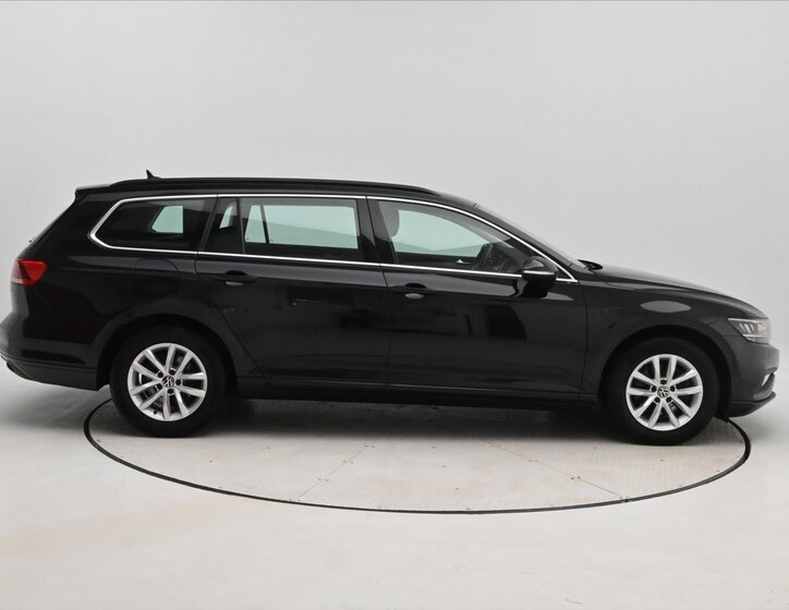 Volkswagen Passat Kombi 2,0 l 110 kw