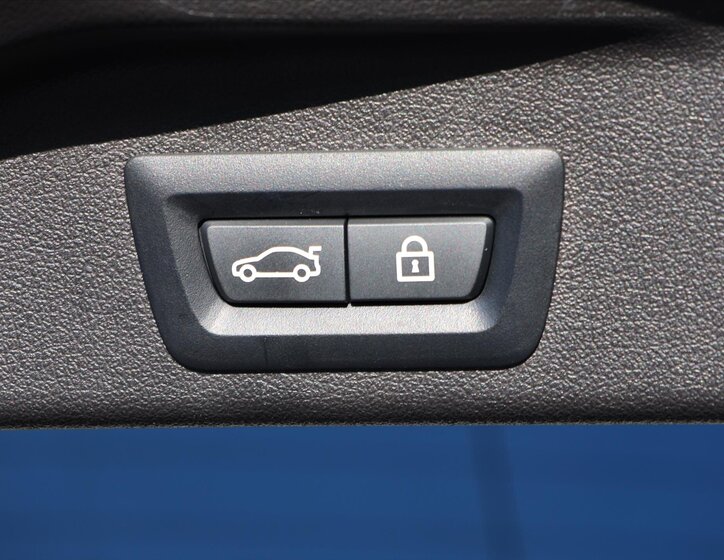 BMW X5 SUV / Terénní 3,0 l 250 kw