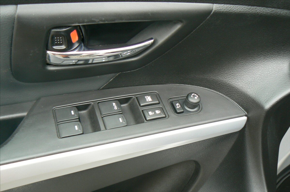 Suzuki SX4 S-Cross SUV / Terénní 1,4 l 103 kw