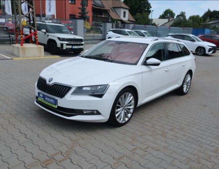 Škoda Superb Kombi 2,0 l 140 kw