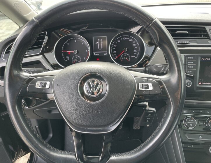 Volkswagen Touran MPV 2,0 l 110 kw