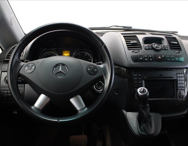 Mercedes-Benz Viano Kombi 3,0 l 165 kw