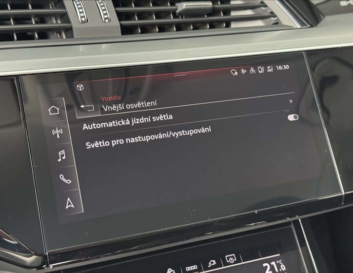 Audi e-tron SUV 0,0 300 kw