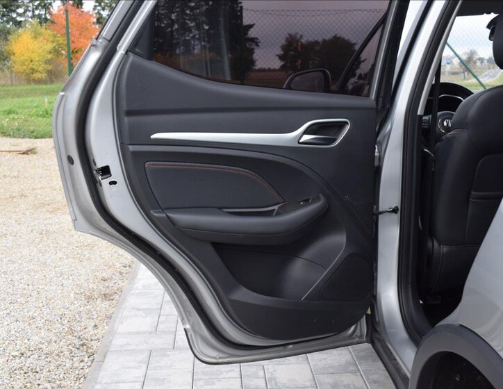 MG ZS Hatchback 1,5 l 78 kw