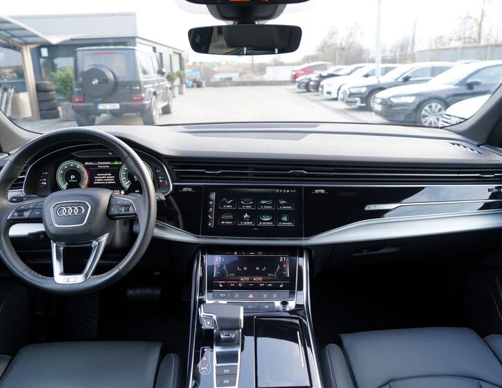 Audi Q7 26