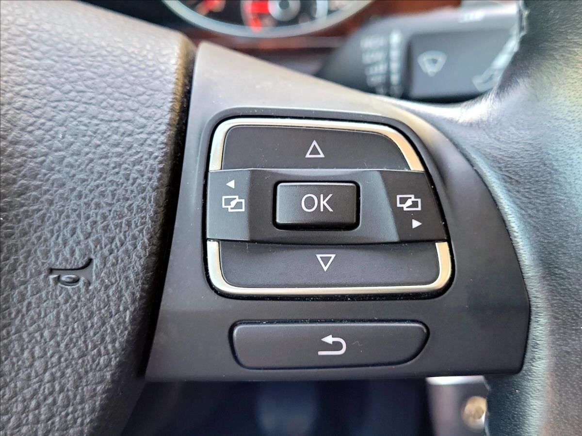 Volkswagen Passat Kombi 1,4 l 90 kw