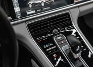 Porsche Panamera 14