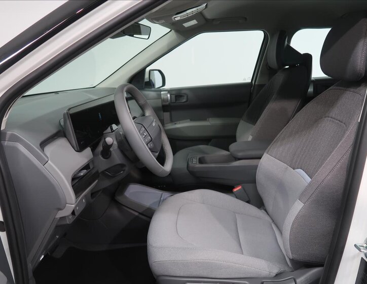 KIA EV3 SUV / Terénní 0,0 150 kw