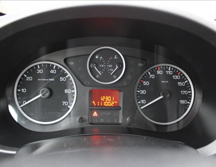 Peugeot Partner Tepee Kombi 1,6 l 88 kw