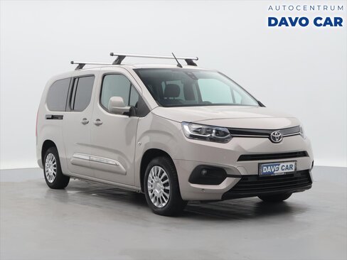 Toyota ProAce Kombi 1,5 l 96 kw