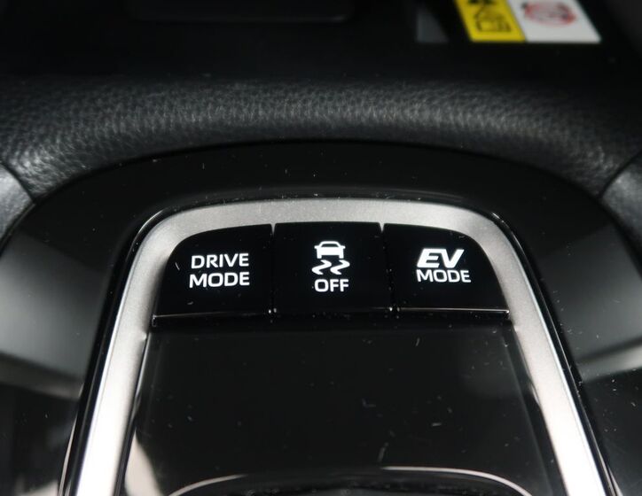 Toyota Corolla Cross 31