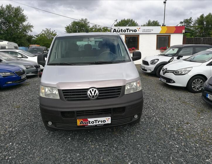 Volkswagen Transporter 1