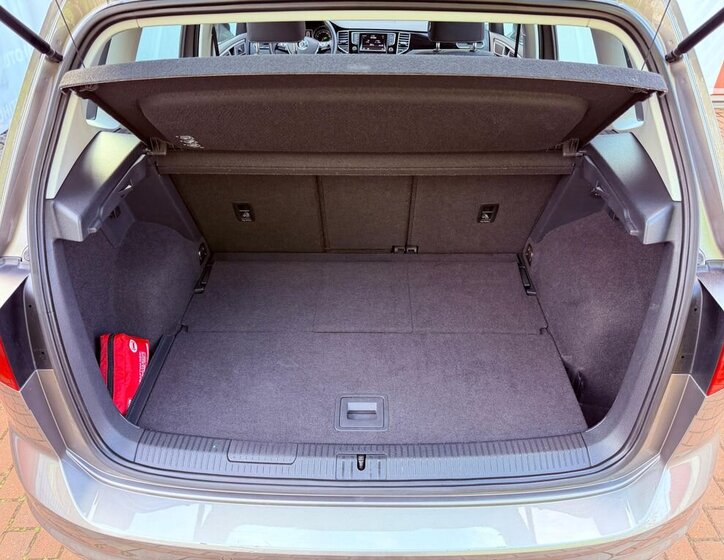 Volkswagen Golf Sportsvan Kombi 1,4 l 92 kw