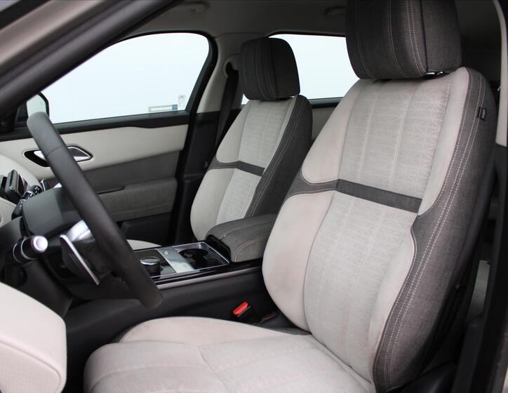 Land Rover Range Rover Velar 10