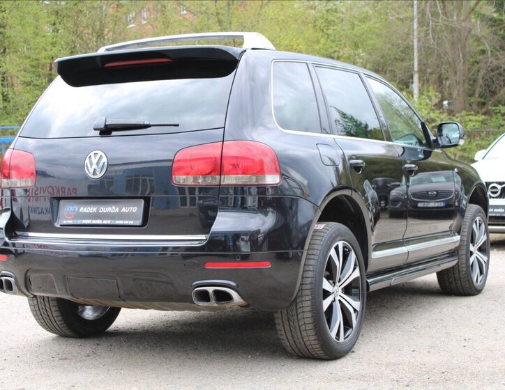 Volkswagen Touareg SUV / Terénní 3,0 l 165 kw