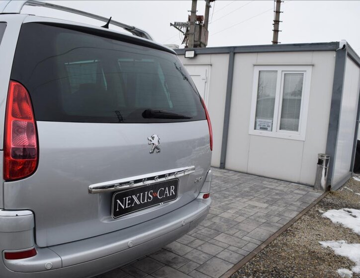Peugeot 807 MPV 2,0 l 100 kw