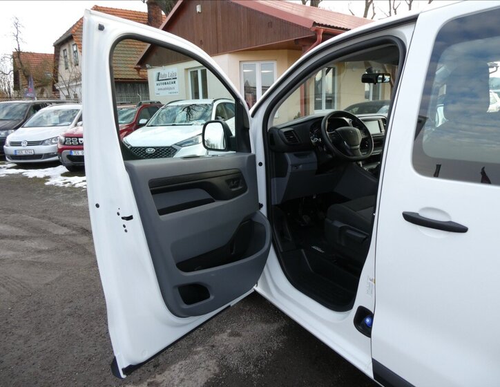 Peugeot Expert Kombi 1,5 l 88 kw