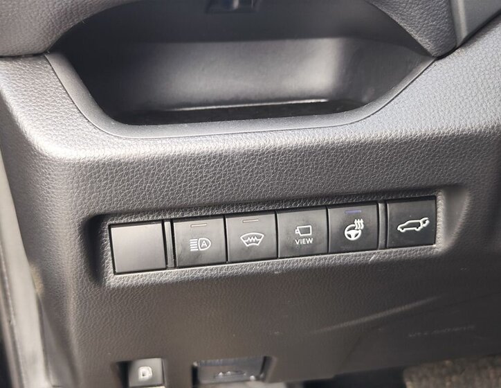 Toyota RAV4 SUV / Terénní 2,5 l 163 kw