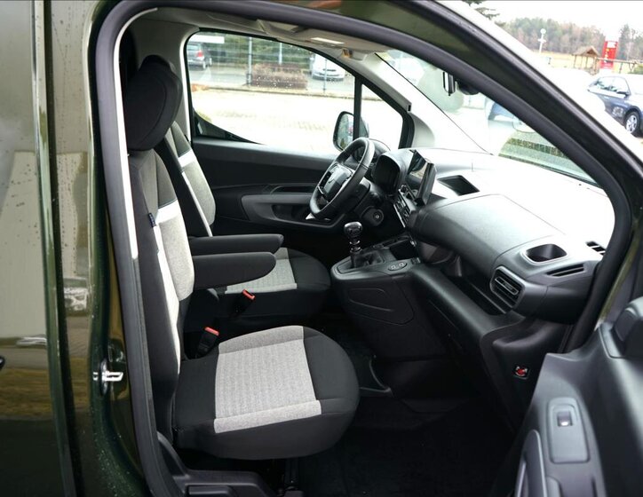 Citroën Berlingo MPV 1,5 l 96 kw