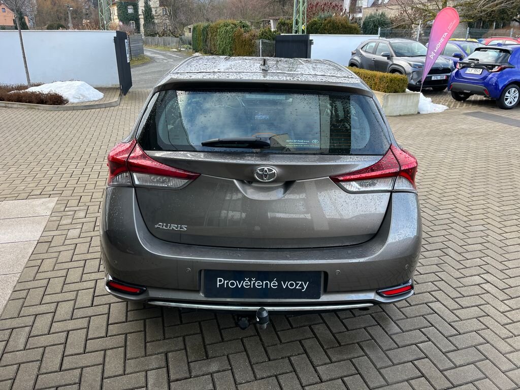 Toyota Auris Hatchback 1,6 l 97 kw