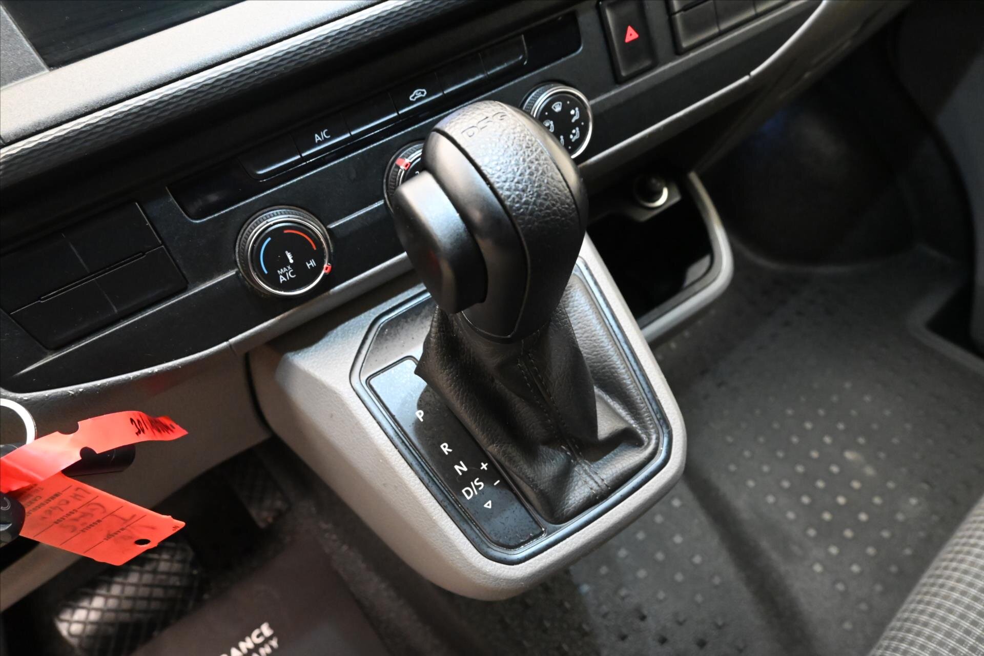 Volkswagen Transporter Skříň 2,0 l 110 kw