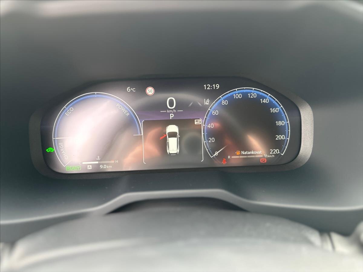 Toyota RAV4 SUV / Terénní 2,5 l 131 kw