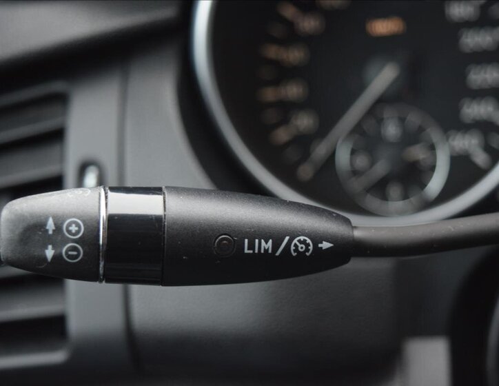 Mercedes-Benz Třídy R Kombi 3,0 l 140 kw