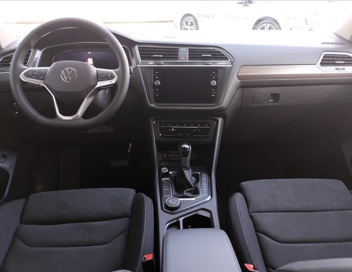 Volkswagen Tiguan Allspace SUV / Terénní 2,0 l 110 kw