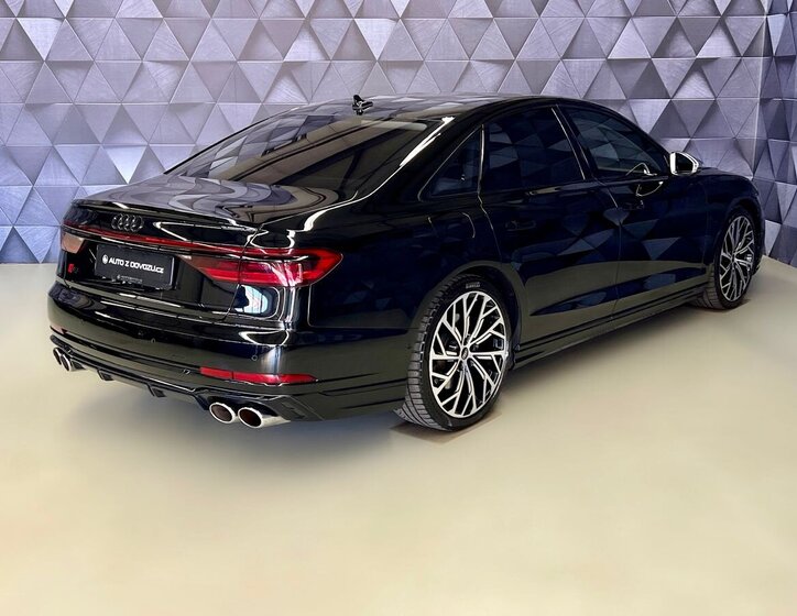 Audi S8 Ostatní 4,0 l 420 kw