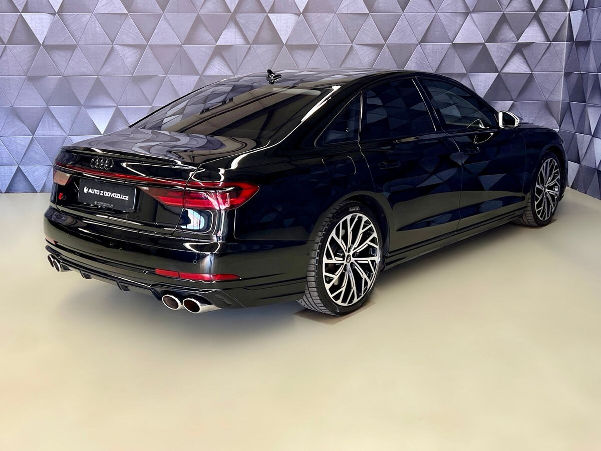 Audi S8 Ostatní 4,0 l 420 kw