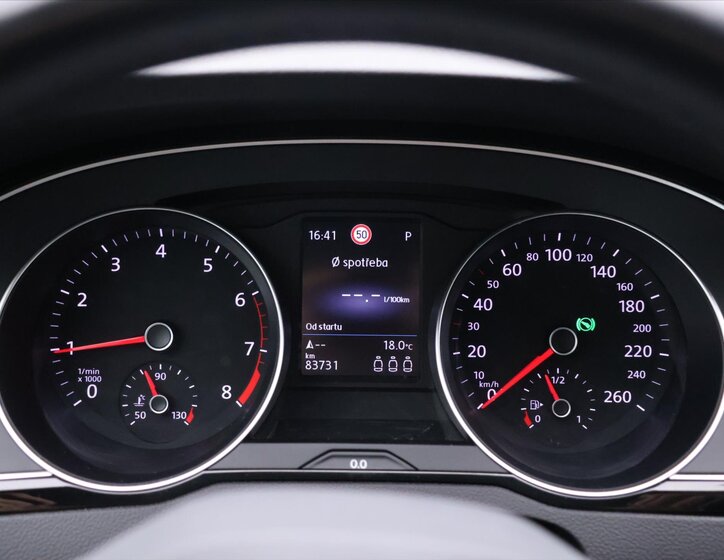 Volkswagen Passat Kombi 1,5 l 373 kw