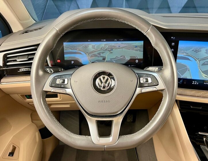 Volkswagen Touareg 13