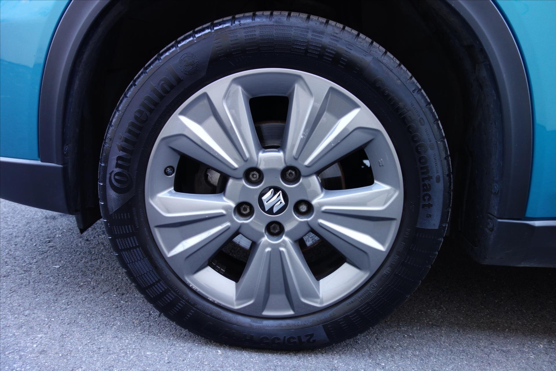 Suzuki Vitara SUV 1,4 l 103 kw