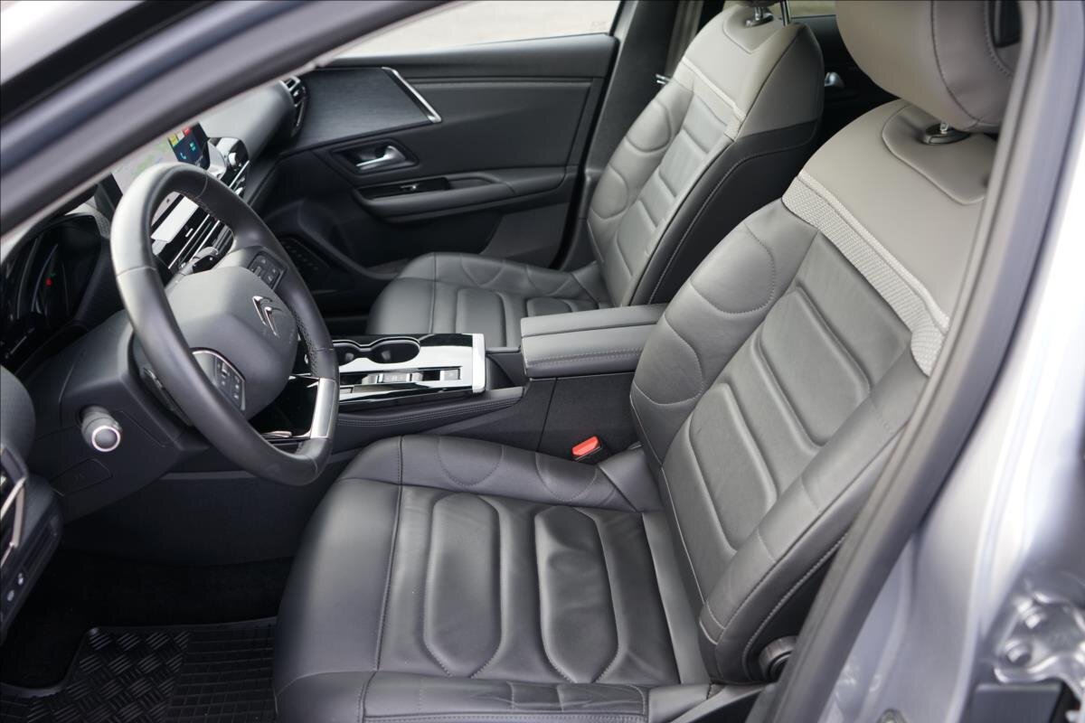 Citroën C5 X Hatchback 1,6 l 133 kw