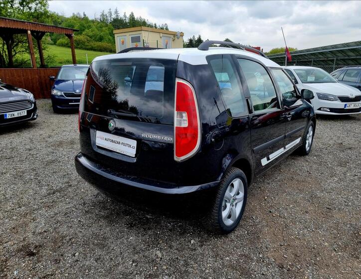 Škoda Roomster 7