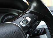 Volkswagen Passat 25