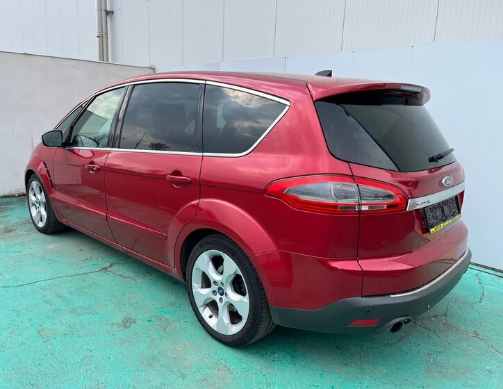 Ford S-MAX MPV 2,0 l 176 kw