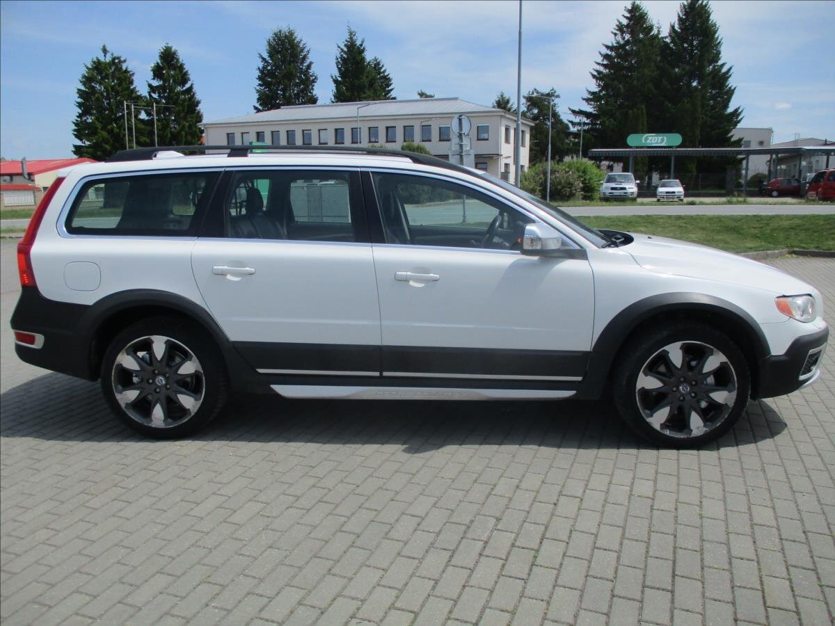 Volvo XC70