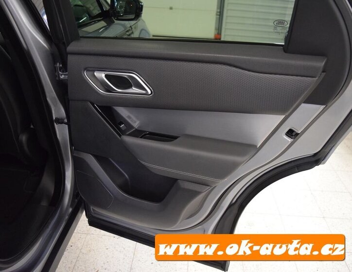 Land Rover Range Rover Velar SUV 2,0 l 150 kw