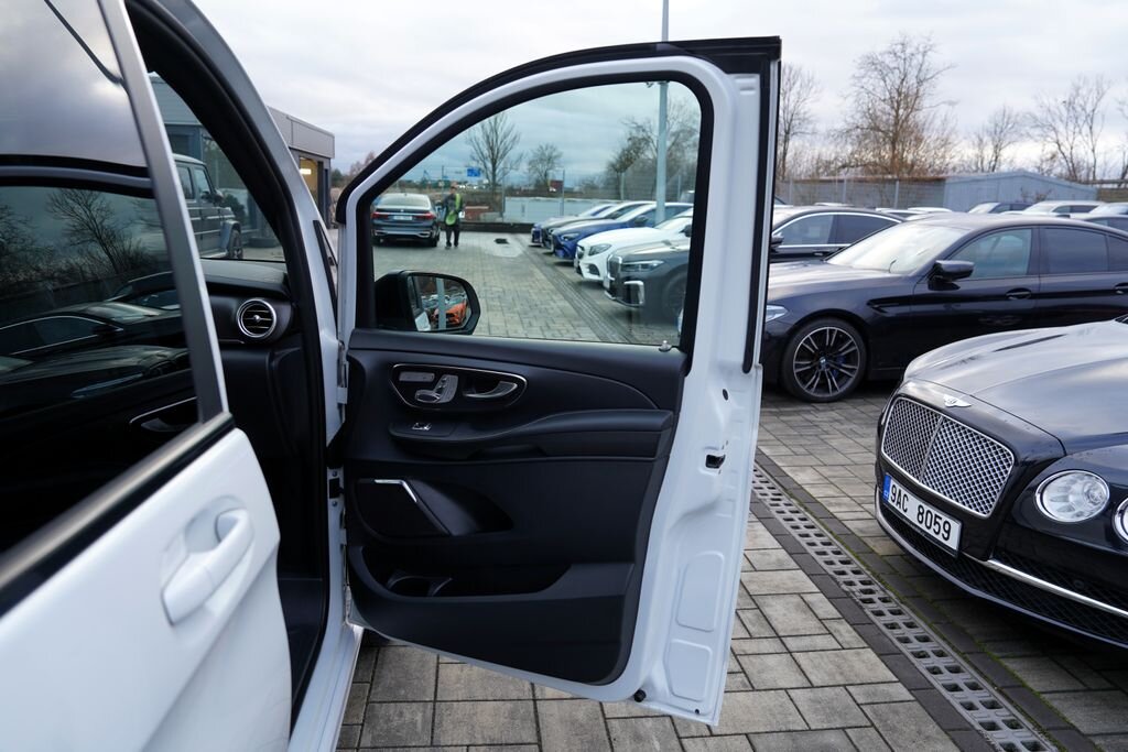 Mercedes-Benz Třídy V MPV 2,1 l 140 kw