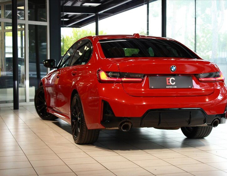 BMW Řada 3 30