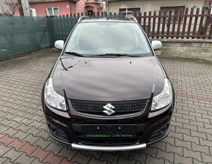 Suzuki SX4 Hatchback 1,6 l 88 kw