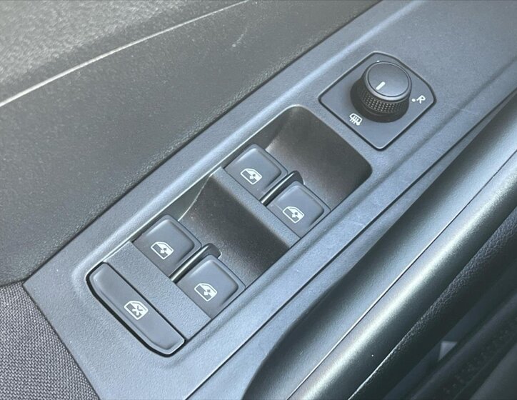 Škoda Fabia Hatchback 999,0 59 kw