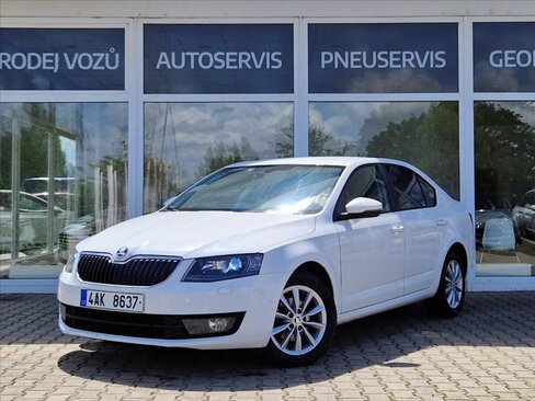 Škoda Octavia Sedan / Limuzína 1,6 l 77 kw