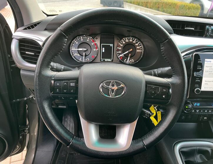Toyota Hilux 20